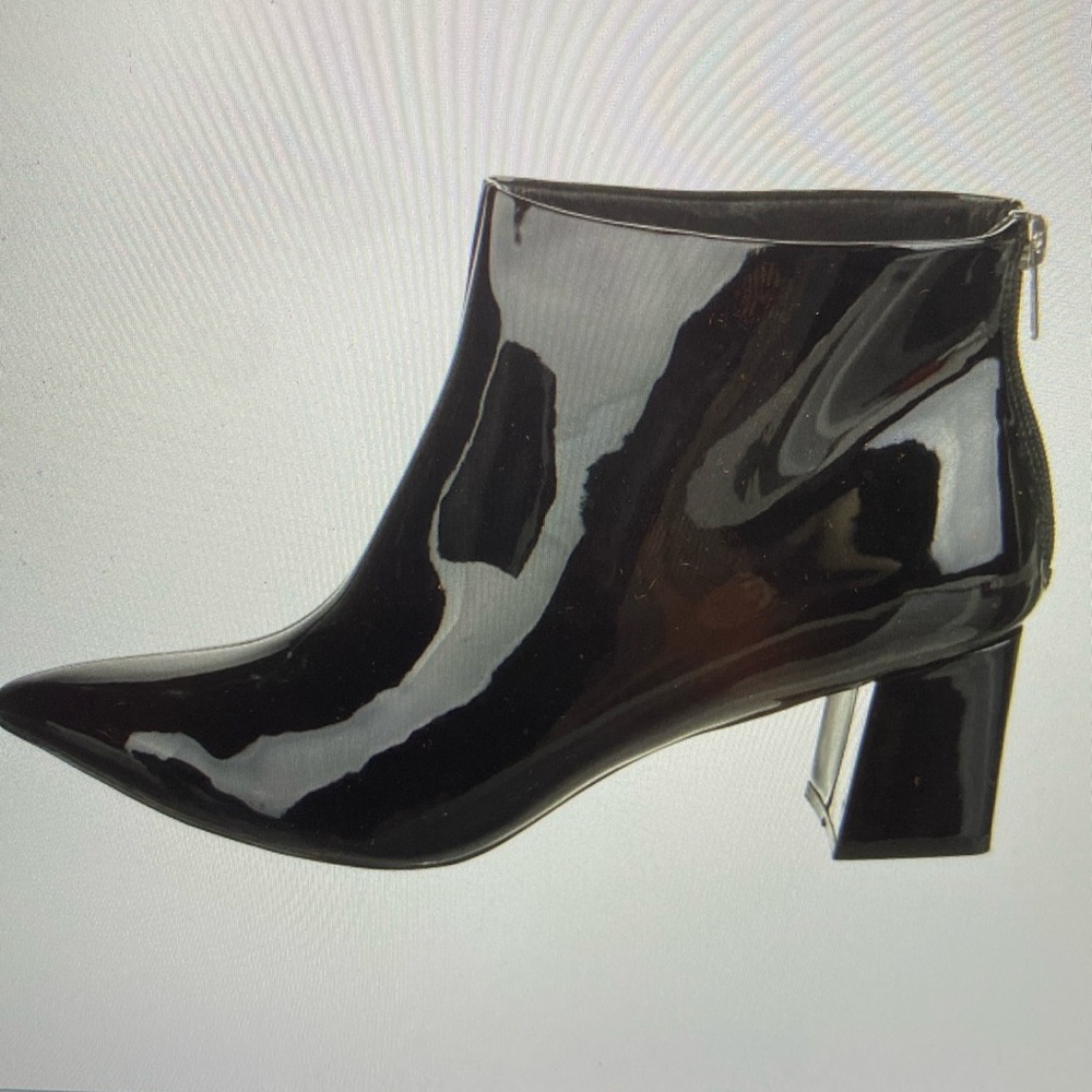 VIVIENNUE HU Black Patent Leather Ankle Boots